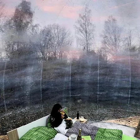 Glamping Bubble Accommodation For A Unique Prague Weekend Getaway Сasa de vacaciones Praga